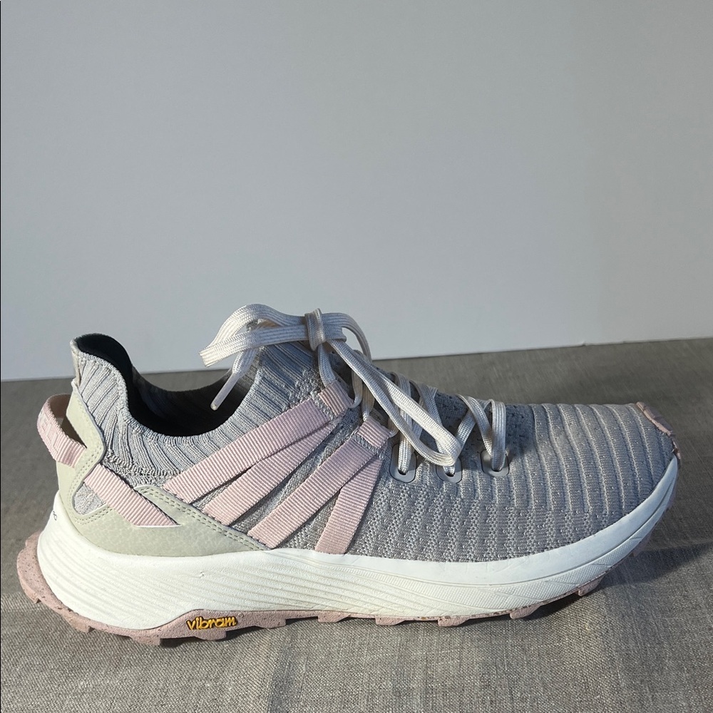 Women's Gray and Pink Merrill Vibram Sneakers 10W. SH150 - Picture 4 of 8